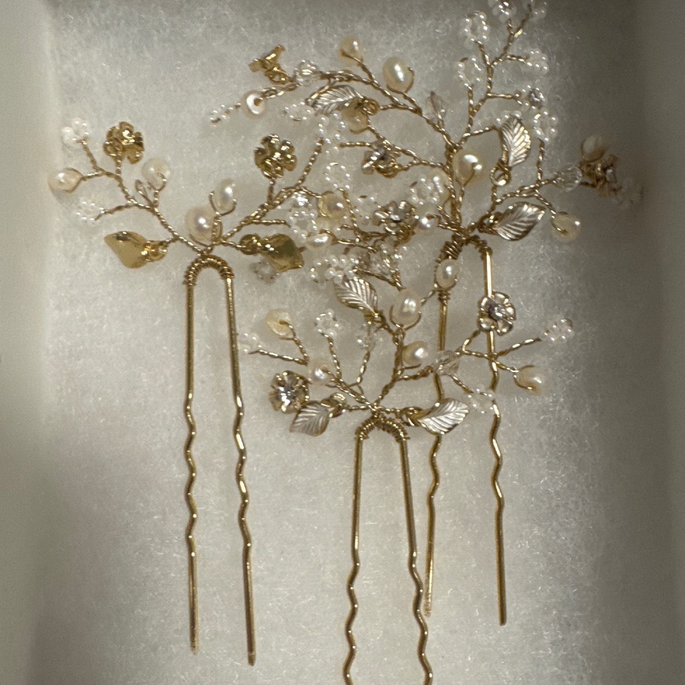 Dainty beaded fern leaf hair pin set of 6- Style #2111